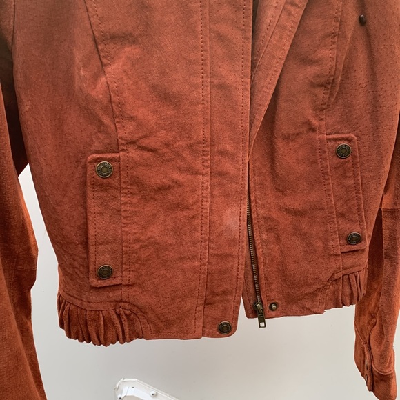 Jacket - Picture 6 of 12